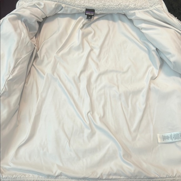 Patagonia White Fleece Jacket - Picture 4 of 6